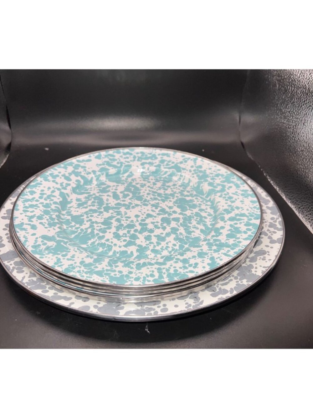 Golden Rabbit Sea Glass Swirl plates and gray platter Enamelware Set Outdoor - Picture 10 of 12